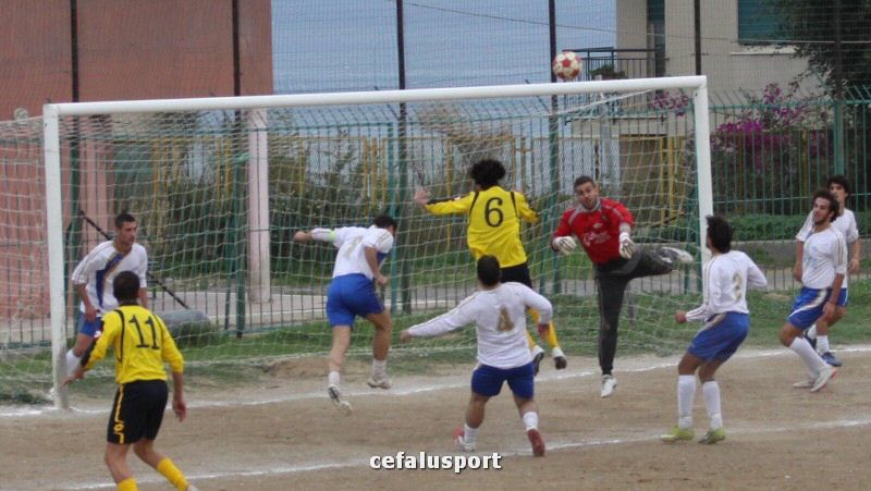 111105 virtus 064y_tn.jpg